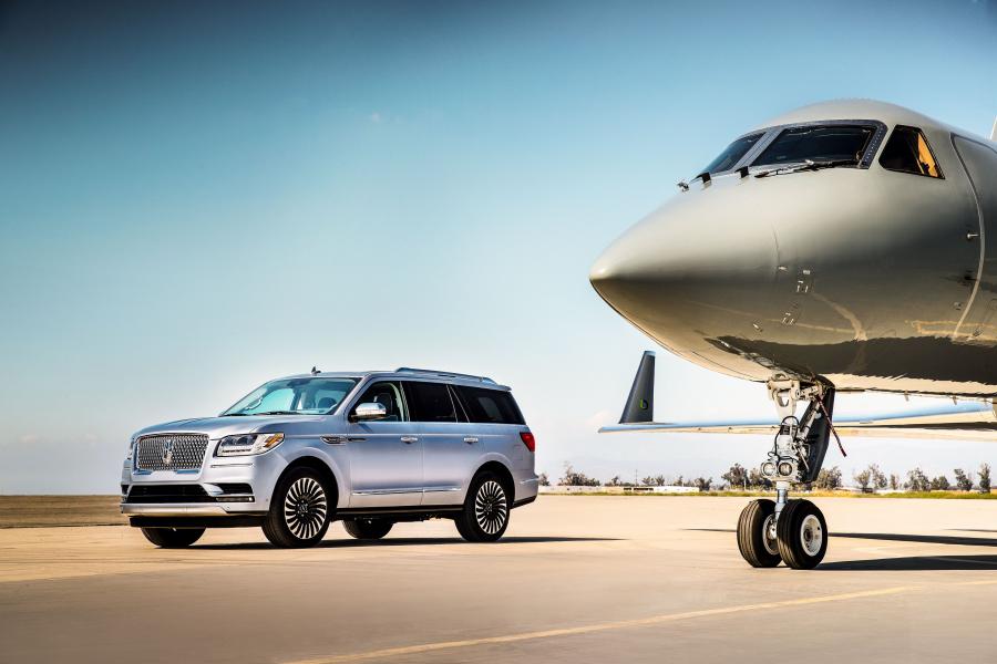  Lincoln Navigator Black Label 2017 года  (фото 43 из 52)